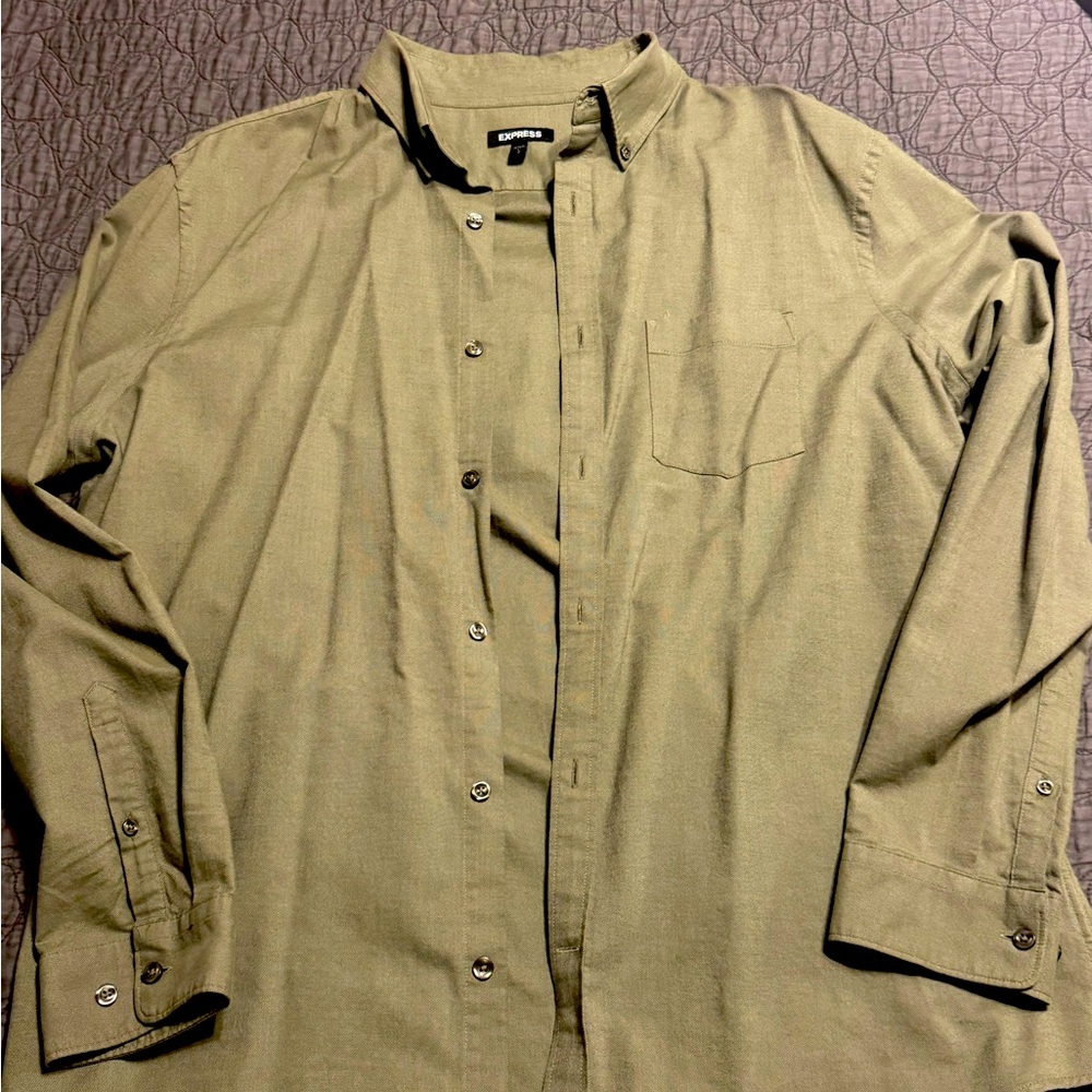 Express men’s Olive Button-Up Shirt